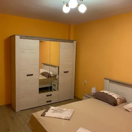 Apartment за гости дигена Kazanlŭk