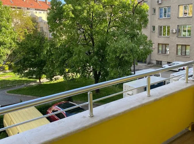 за гости дигена Lejlighed Kazanlŭk